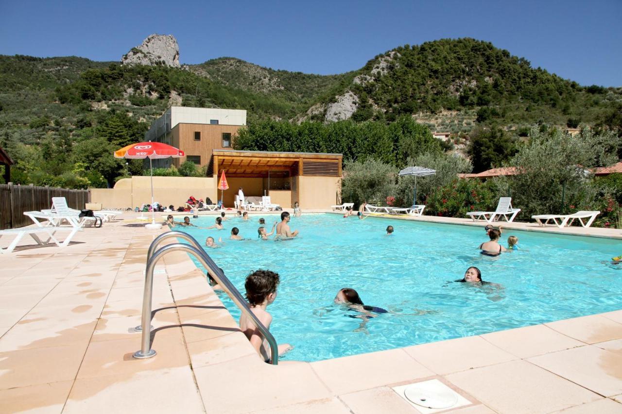 La Fontaine D'annibal Buis-les-Baronnies